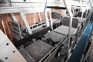 高知駅前観光、フルフラットシート搭載バスのモニター運行延長　座席指定可能に、運賃引き上げ