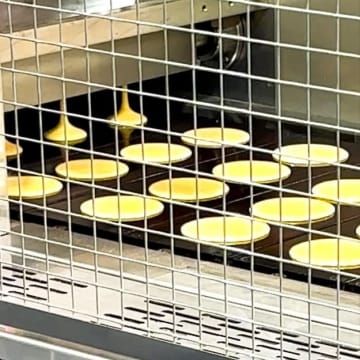 【どら焼き好きにささぐ♡】「ずっと見ていたい！」全自動どら焼きマシン