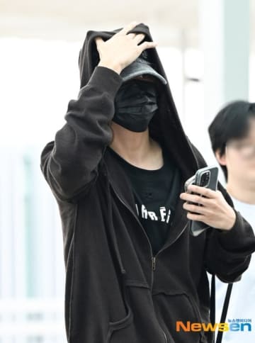 【PHOTO】NCT ヘチャン、海外スケジュールのためイギリスへ出国