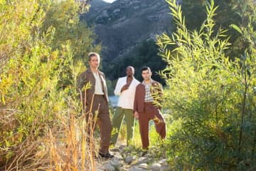 ドラン・ジョーンズ&ジ・インディケーションズ、新作『FLOWERS』のリスニングイベント開催