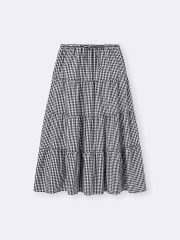 【GU】大人が着こなす！“スカート”でも可愛くなりすぎない「夏のこなれコーデ」