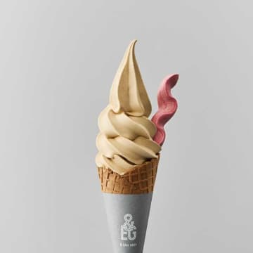 &EARL GREYの夏フェア開催！神秘の青ソフトで涼やかスイーツ時間
