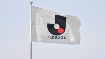 サッカーJ2の下位2チームに動き　18位の山口が監督解任　最下位の愛媛は暫定監督が正式に監督就任