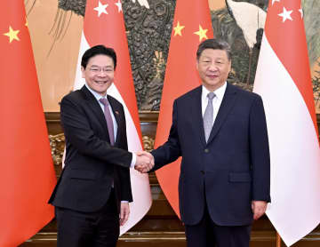 習近平主席、シンガポール首相と会談