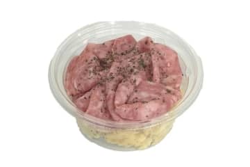 セブン-イレブン、辛みがクセになる「おつまみポテトサラダ 山わさびマヨネーズ入り」。北海道限定で発売