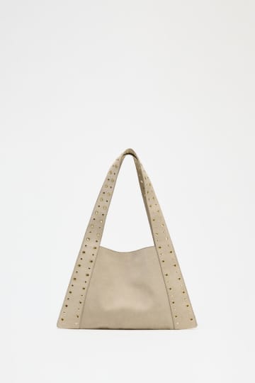 【ZARA】冬まで使える「優秀レザーバッグ」