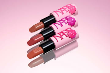 NARS25年秋コスメ、“ぷっくり”花モチーフ×パステルピンクの限定リップスティック