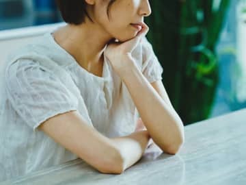 一人っ子で実家暮らしの40代女性「弱ってきた両親の介護は私1人でするしかないのでしょうか…？」