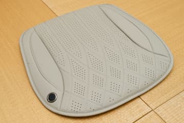 [本日の一品]夏の高ケツアツを回避するべく、ファン内蔵シートクーラーを導入