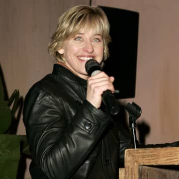 エレン・デジェネレス、過去の意地悪な態度を暴露される！？