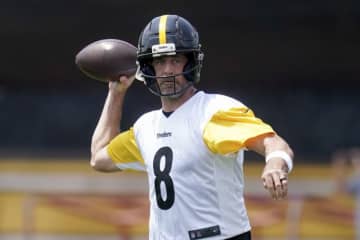 スティーラーズQBロジャース、2025年がNFLキャリア最後のシーズンになると「ほぼ確信」
