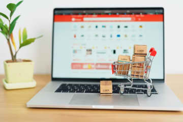 「食材宅配」と「ネットスーパー」、どっちがお得？「時短したい人」におすすめなのは？使い分けのポイントを比較！