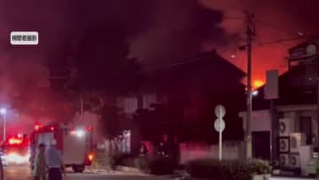 「クーラー付近から出火」富山市辰巳町で2階建て住宅が焼ける火事　約2時間40分後に消し止められる