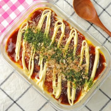 【豆腐と卵を混ぜるだけ】まさかの材料費100円以下！？包丁も火も使わずに作れる簡単「お好み焼き」レシピ