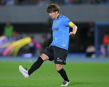 「完璧なフリーキック」元日本代表DFも称賛！ 川崎の脇坂泰斗が絶妙弾で２戦連発、今季４点目！