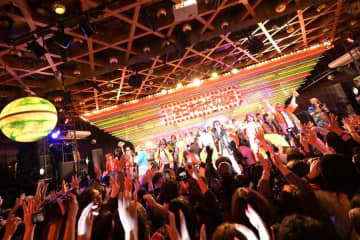 閉館「味園」赤犬メンバーが語る…２階でバー営み地下でライブ