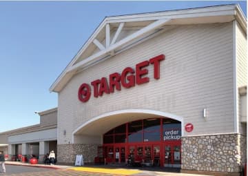 業績冴えない米ターゲット、不調を招く「陳腐化」と「顧客離れ」とは