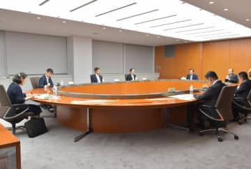 最低賃金35円上乗せ目標　30年めど、年5～7円　茨城県、連合、経済4団体