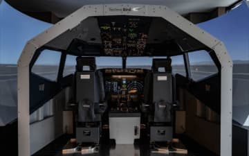 大阪なんばで“737MAX”を操縦体験！「28LEFTトラベラーズラウンジ」6月25日オープン