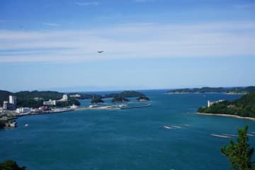 オーストラリアから移住支援サイトを活用し、のんびり海辺暮らしを実現【三重県鳥羽市】