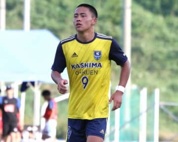 上田綺世のような『９番』ではないけど…自分は自分。鹿島学園の２年生ストライカーは「俺色に染めたろ」と我が道を行く