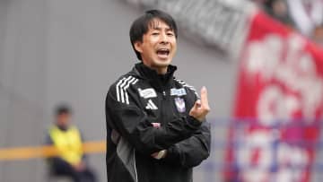 J1新潟・樹森監督解任に伴い、新潟サポーターがJ2水戸側へ謝罪する風潮。