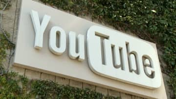 「YouTubeも対象に加えるべき」オーストラリアの16歳未満SNS禁止法案で規制当局が政府に助言　約4割が有害コンテンツ視聴との調査
