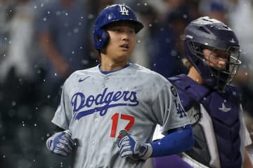 大谷翔平、3戦連続安打で勝利貢献　申告敬遠、打撃妨害で4出塁…ド軍はリーグ最速50勝