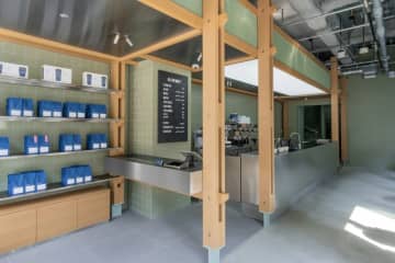 日本初上陸！シンガポール発の人気スペシャリティコーヒーブランド「アルケミスト」青山にオープン