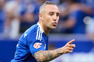 40歳のカソルラ、カンテラ時代を過ごしたオビエドを24年ぶりにラ・リーガへ導く！ ２年前に“ボランティア”同然の契約で古巣復帰を決断