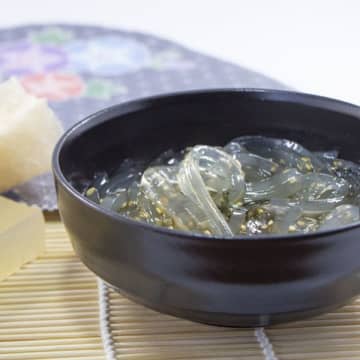 「ところてん」99％が水分と低カロリーで夜の調整食にぴったり【時間栄養学的「気になる食品」】