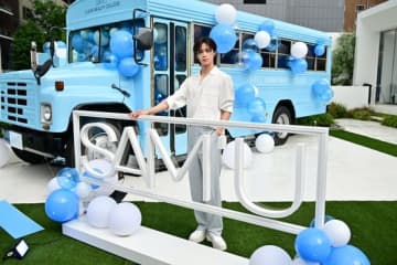 &TEAMのK、表参道でキャンパスに入学？スキンケアブランド「SAM'U」ポップアップでファン想いな姿も