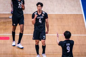バレー日本男子が五輪２連覇中の王者フランスに逆転勝ち！ フルセットの死闘に深夜の日本列島は熱狂「めちゃくちゃいい試合」「超興奮した」【ネーションズリーグ】