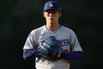 衝撃160cm急落…山本由伸の「美しすぎる」“魔球”　米識者も脱帽「打てる気がしない」