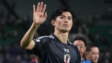 日本代表DF谷口彰悟の結婚が海外でも話題「泉里香の人気は夫の6倍」