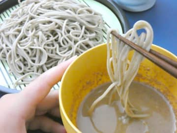 長野ご当地スーパーのツルヤで買って作った「くるみそば」が絶品!【今日のうまい！】