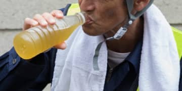 「職場の熱中症」昨年は死傷者数“最多”を更新…「対策怠る会社」に対し、労働者ができることは？