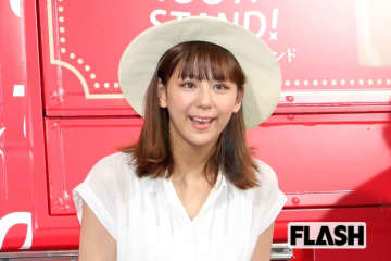 “芸能界引退”西内まりやの姉が「全て起こる事は自分の責任」意味深投稿も「バリ滞在」セレブアピールの“通常運転”ぶり