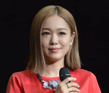 西野カナが埼玉プチ旅行。名所めぐるオフショットにファン歓喜「大吉なのさすがすぎ」