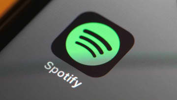 Spotifyの仕様は「意味が分からない」？再生中に違う曲が流れるなど諸問題への対処法