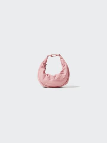 今季のユニクロバッグめっちゃいい！おしゃれで機能性も抜群♡優秀すぎるから即買い推奨だよ～！