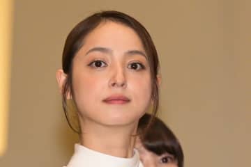 佐々木希が渡部建の不倫騒動に本音「まだ許してない」「離婚も一つの手じゃない？」