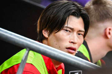 “20億円”日本代表FWが半額に？　退団加速か…移籍金変化に海外注目「切り下げた」