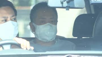 酔して寝込んだ被害者は「マグロ」、スリ集団の実行役は「マグロ漁師」　盗んだクレジットカードでアクセサリーなど購入した疑いで暴力団幹部の男ら4人を逮捕