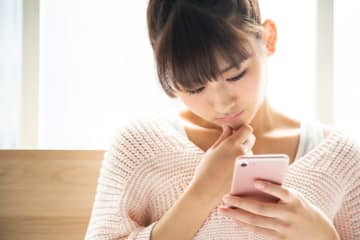 『気分屋な女性』によくある特徴５つ…どうすればうまく付き合える？