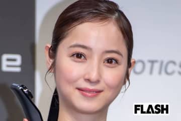 佐々木希、初めて“渡部建問題”で言及した「離婚」の言葉にネットでわき上がる“同情”と“疑問”