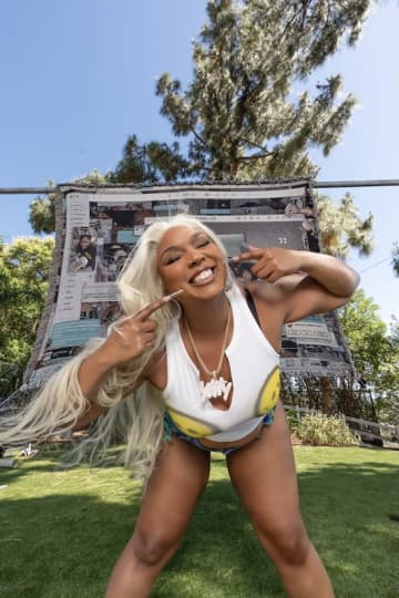 Lizzo、新作ミックステープをサプライズリリース　Doja Cat、SZAとのコラボ曲含む13曲を収録
