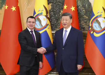 習近平主席、エクアドル大統領と会見　