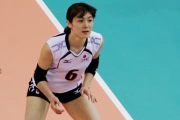 「久しぶりに拝見しました！」元日本代表、ビーチバレー姿の“近影”に反響！「スタイル抜群」「姫はいつまでも姫だなぁ」
