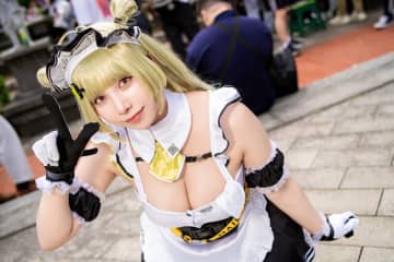 【コスプレ】『NIKKE』ソーダの迫力満点の美ボディを完全再現！ほんわか癒やされるメイド姿に見とれちゃう【写真9枚】